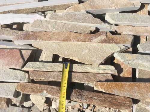 Горбушка златолит золотистый для облицовки купить в Красновишерске