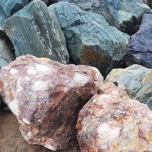 Ландшафтные глыбы красно-фиолетовые 200-1000 килограмм купить в Красновишерске