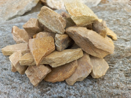 Златолит жёлтый декоративная каменная крошка купить в Красновишерске